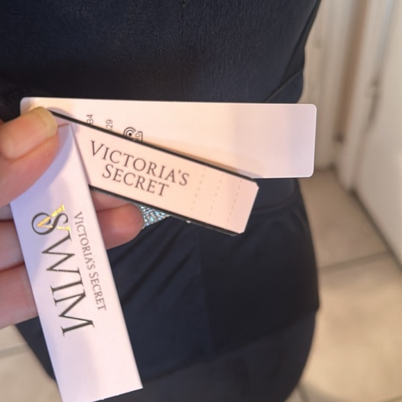 Beautiful black one piece bathing suit with some bling open back - Picture 5 of 10